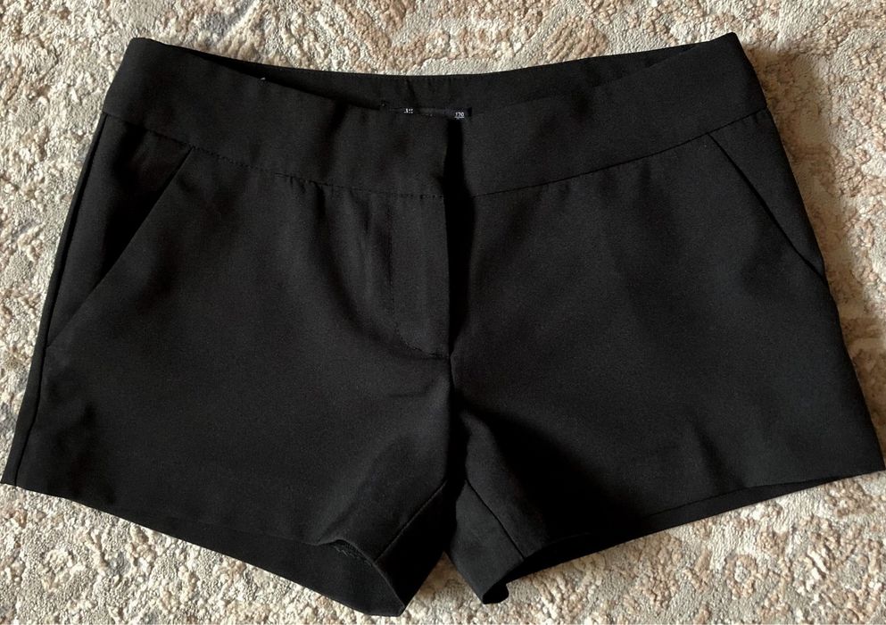 Класичні шорти, шорти.