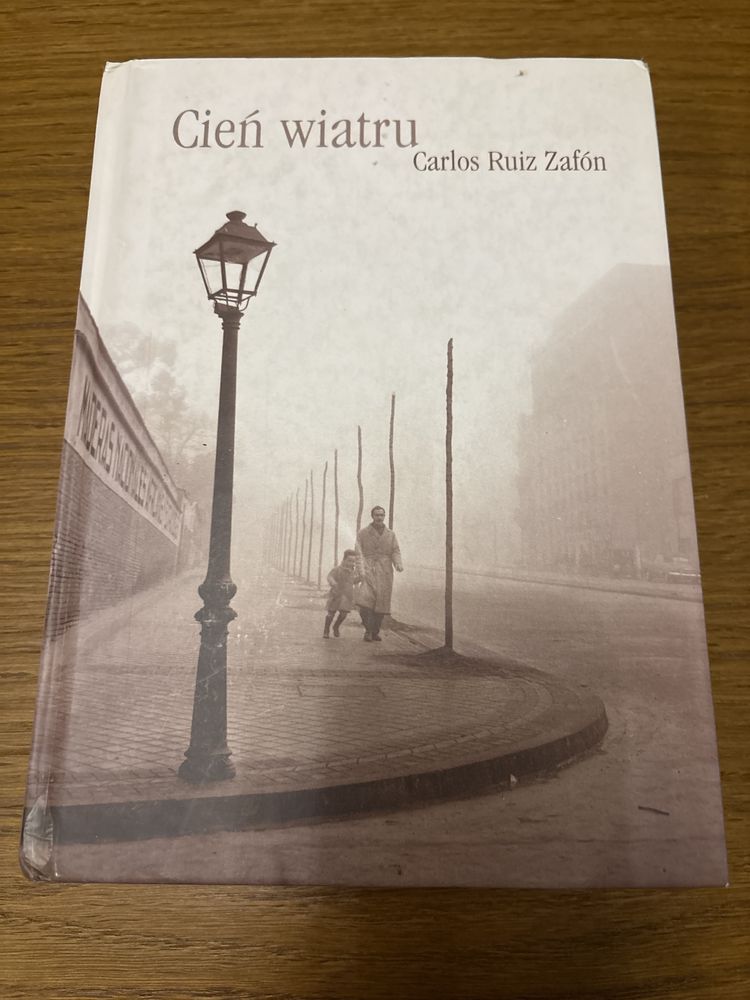 Cień wiatru Carlos Ruiz Zafon
