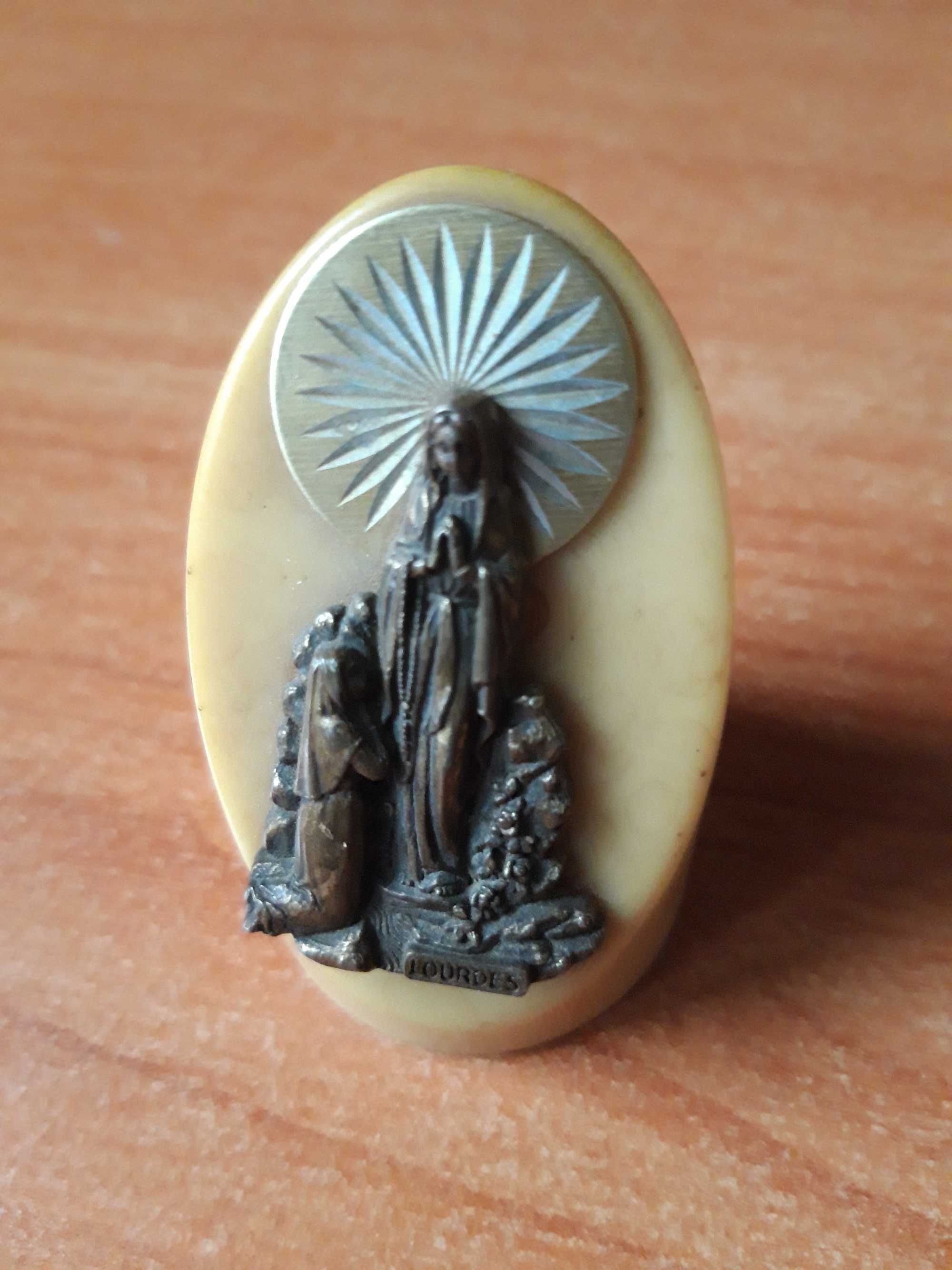 ołtarzyk matki boskiej