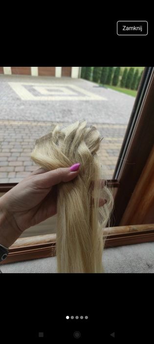 Włosy kanapki blond