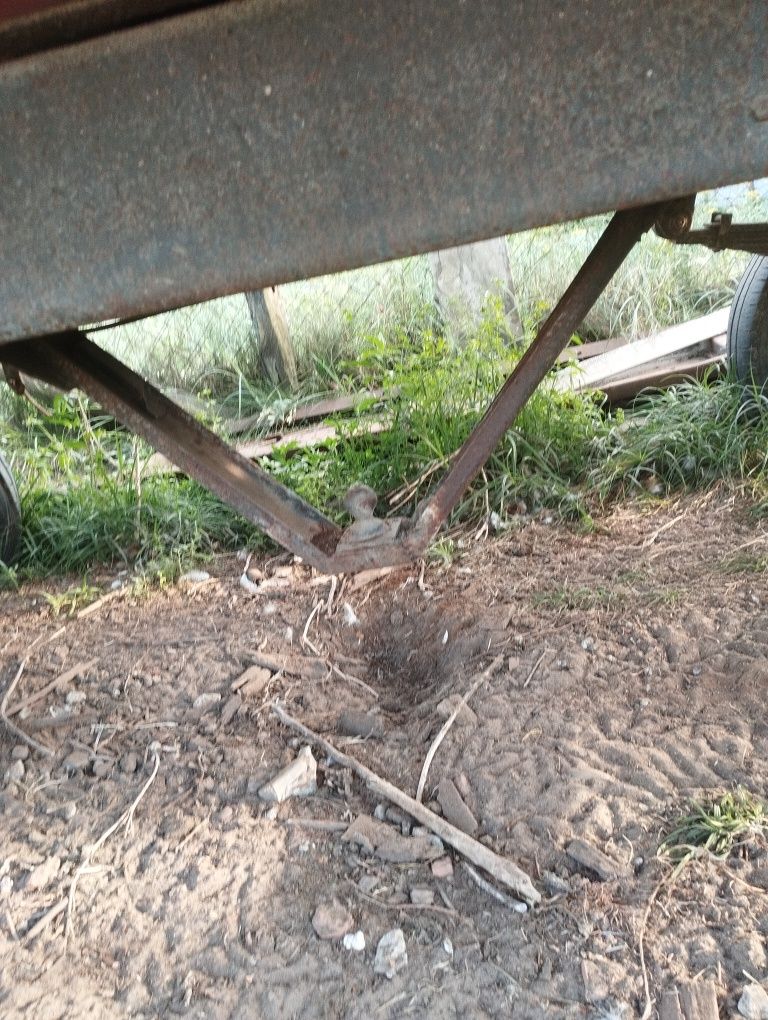 Продам прицеп до трактора Юмз