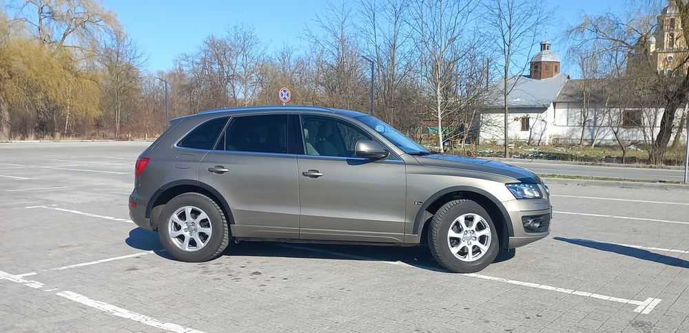 Audi Q5 quattro. Європа