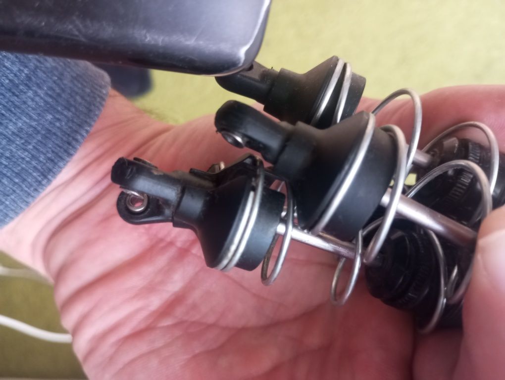 Vendo amortecedores xray 1/8 rc