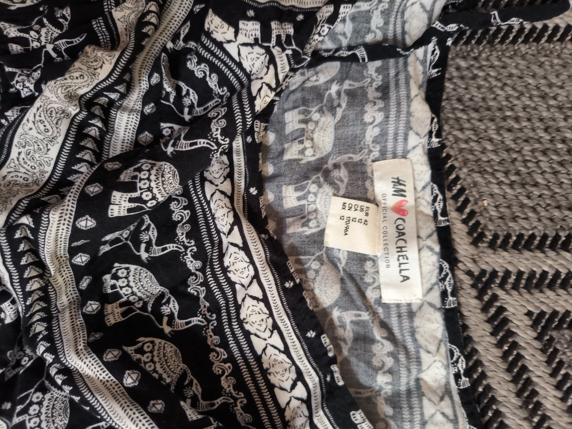 Bluzka odkryte ramiona H&M r. XL