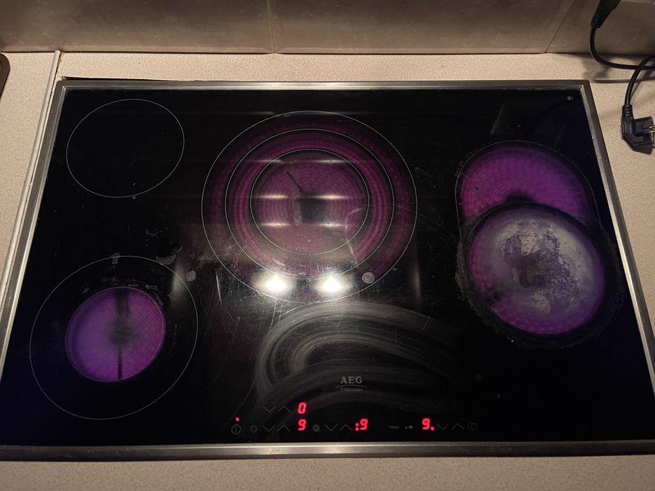 Електрична варильна поверхня AEG Electrolux