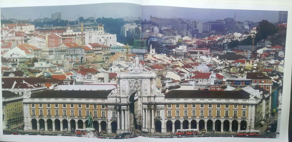 “Lisboa em Voo Balão”, de Carlos Gil (1998)