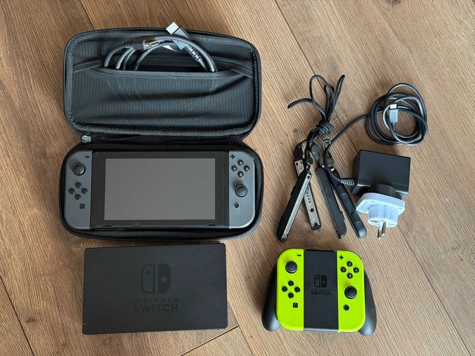 Nintendo Switch - Гарний Стан