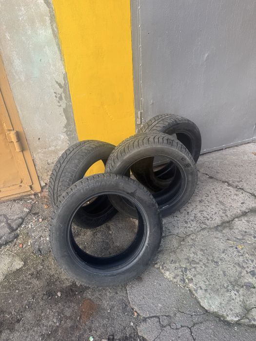 Зимові шини 205 /55/R16