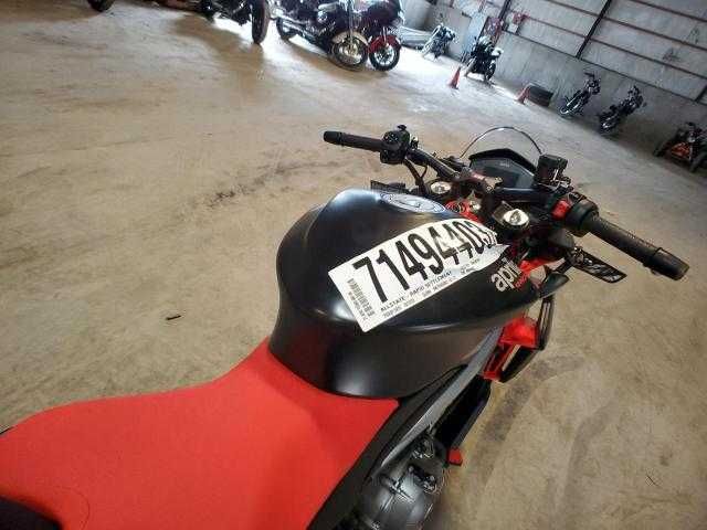 Aprilia Tuono 660 2021