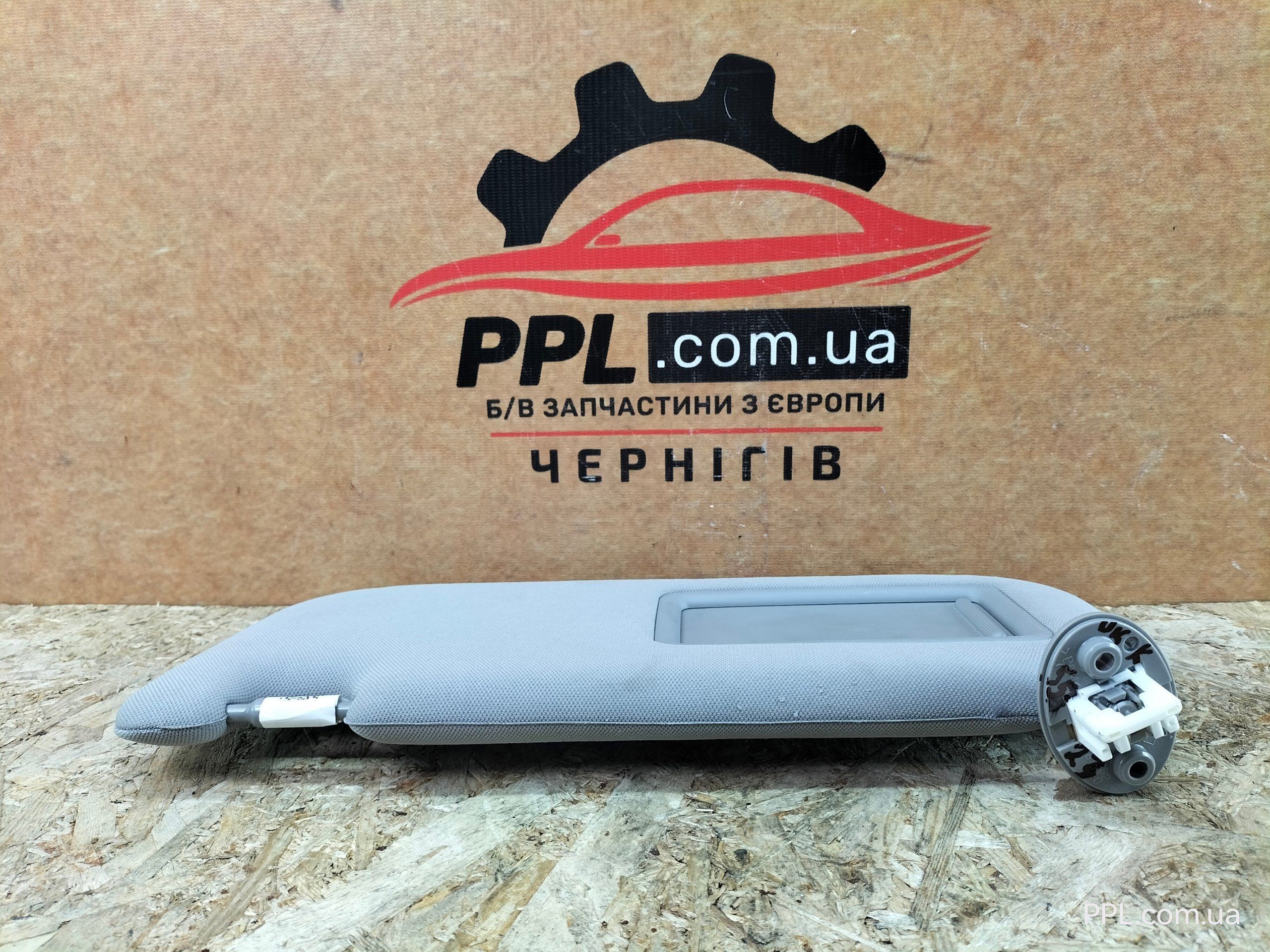 Lexus IS III 2013- козырек солнцезащитный левый TW23281010