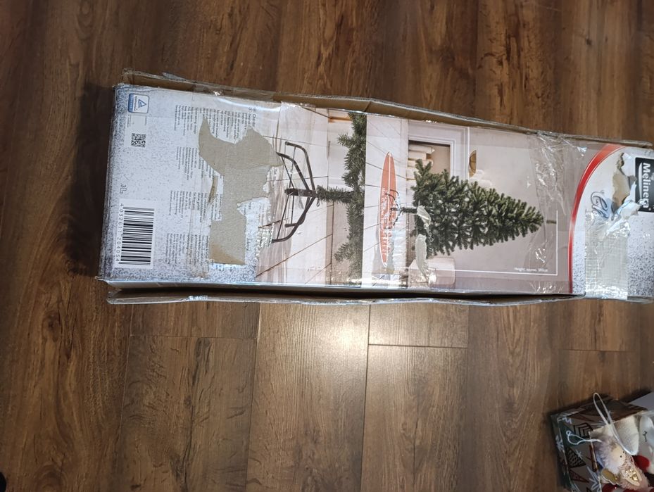 Choinka 180cm ze stojakiem