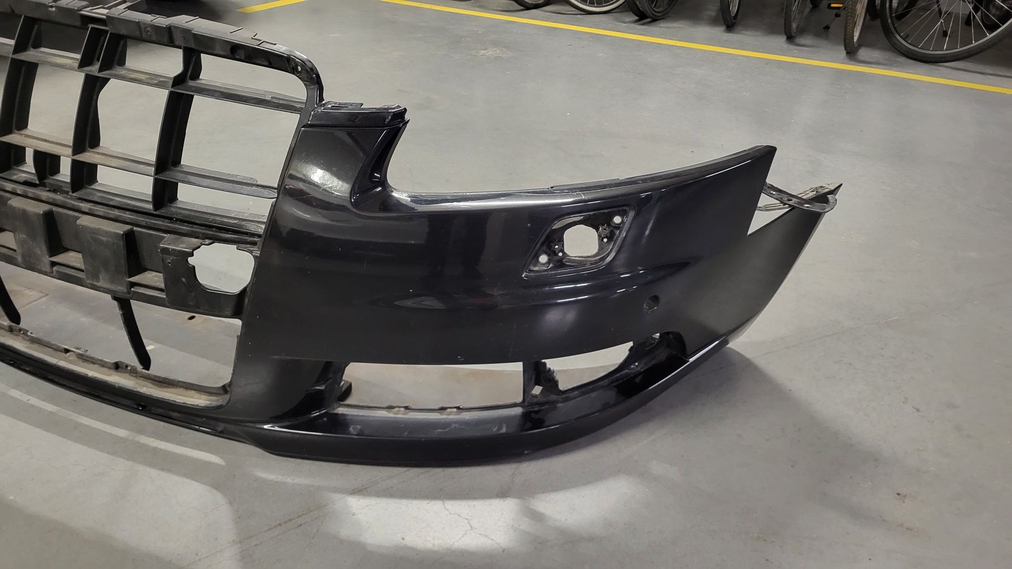 Zderzak przedni A6 C6 przedlift S line oryginał LZ9Y pdc uchwyty d