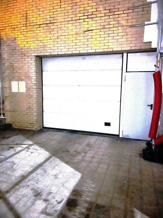 Armazém /  arrumos grandes + lugar estacionamento rio tinto MacDonalds