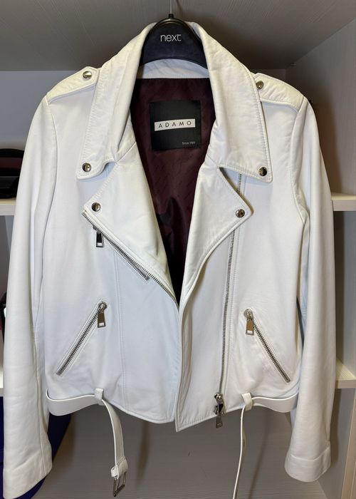 Белая косуха с натуральной кожи