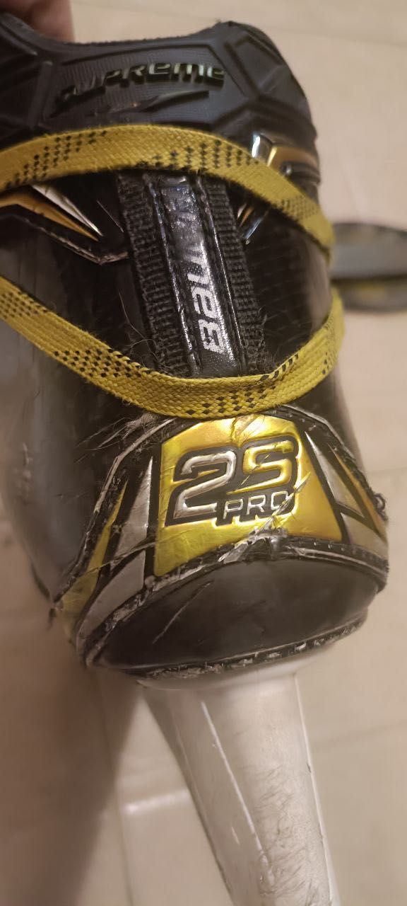 Хокей. Ковзани воротаря. Bauer 2S PRO.