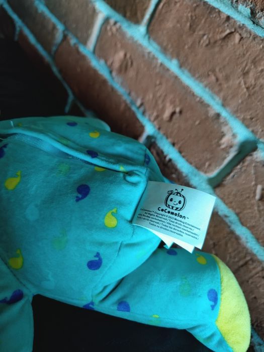 Cocomelon - duża lalka JJ śmieje się, śpiewa po angielsku