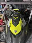 гидроцикл Sea-Doo GTR 230.