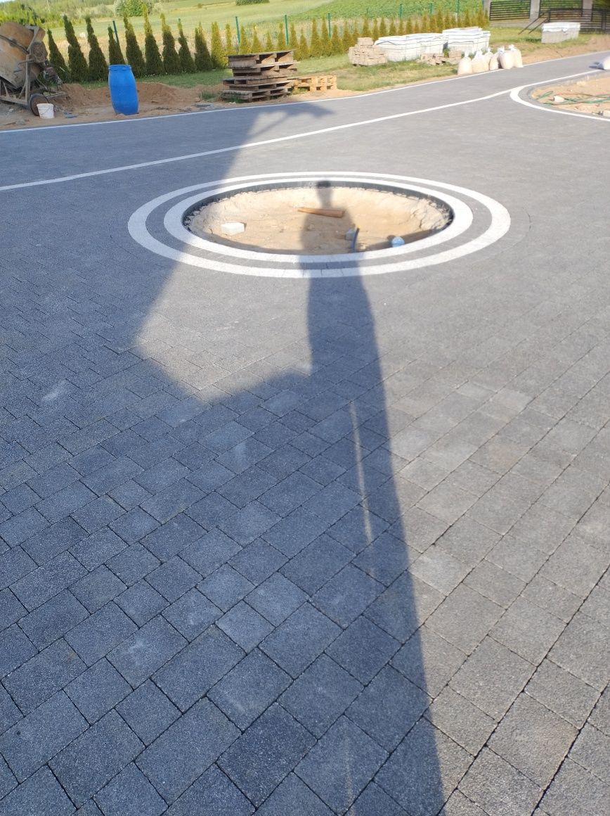 Sprzedam kostkę brukową