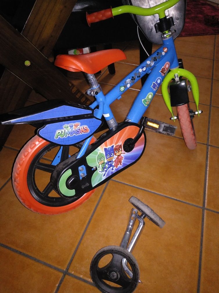 Vendo ou troco Bicicleta PJ Masks Como Nova