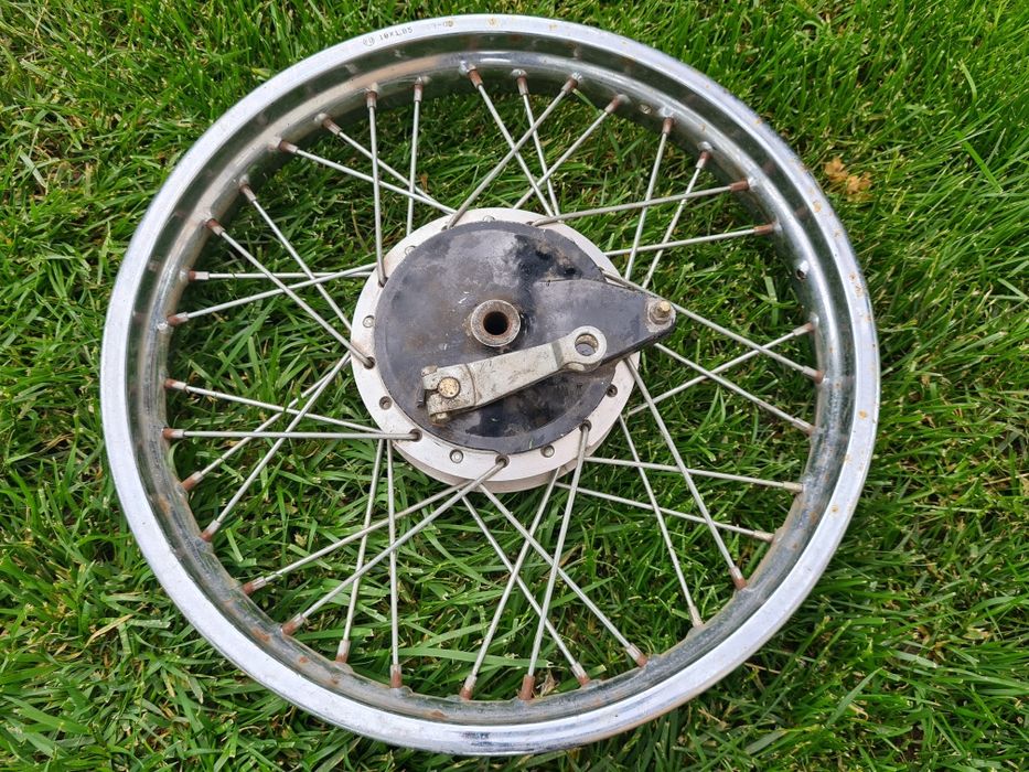 Yamaha YBR 125 заднє спицьоване колесо