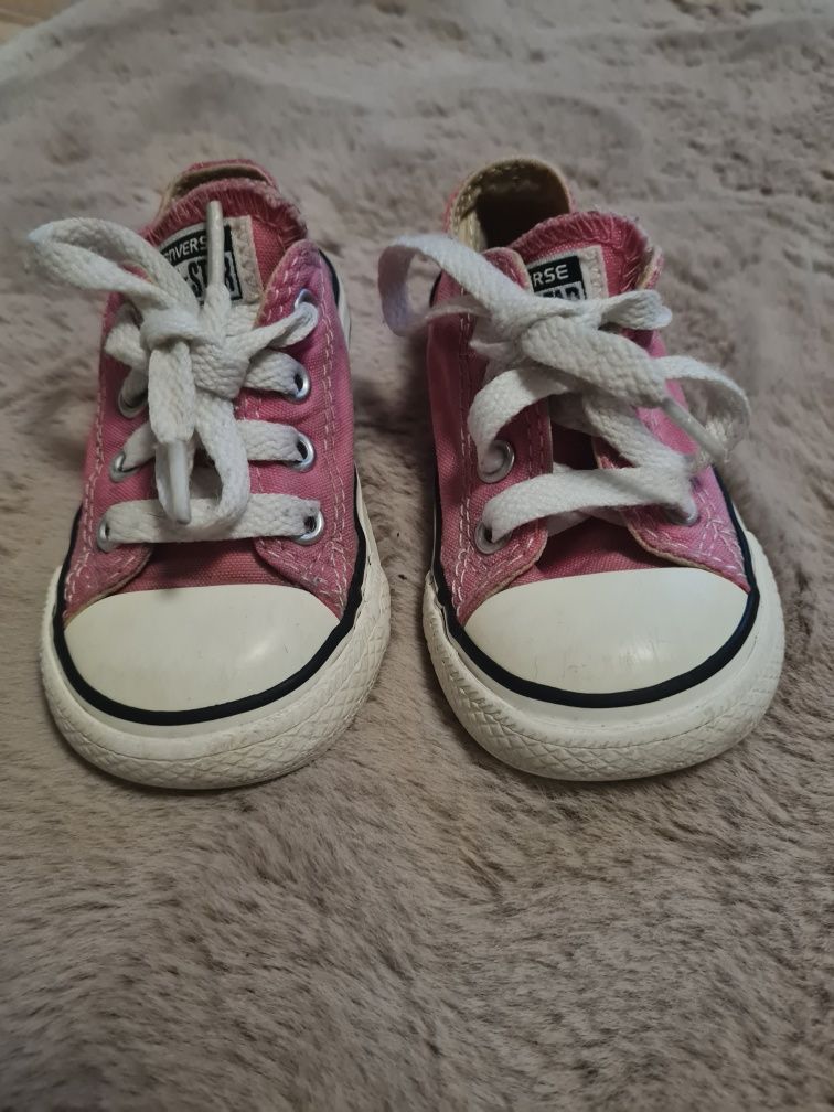 Buciki converse dla dziewczynki