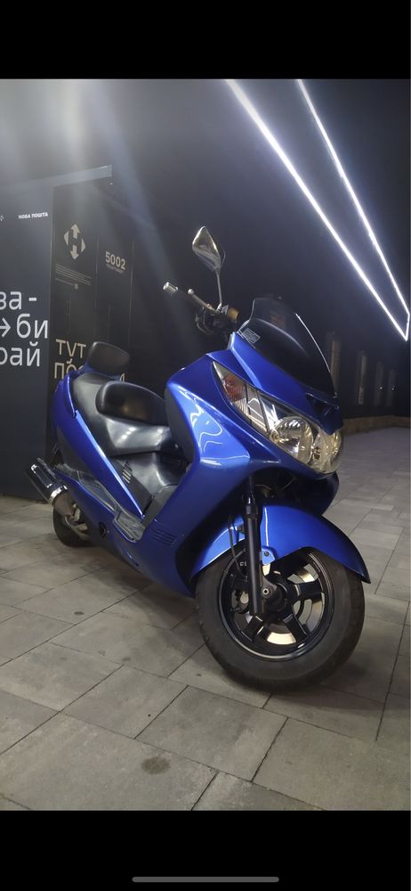 Скутер Suzuki Skyway 250