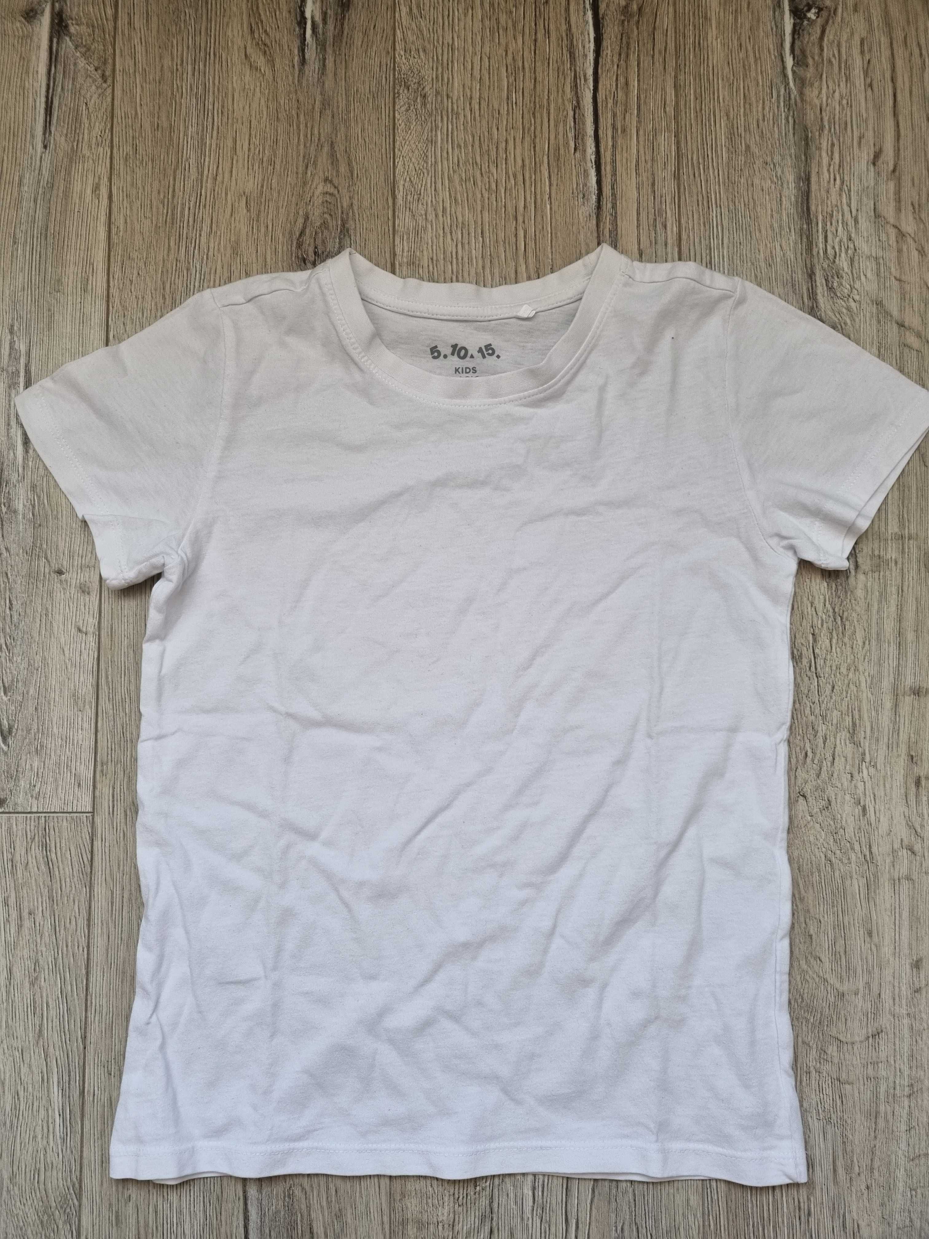 T-shirt 5-10-15 w rozmiarze 128 cm