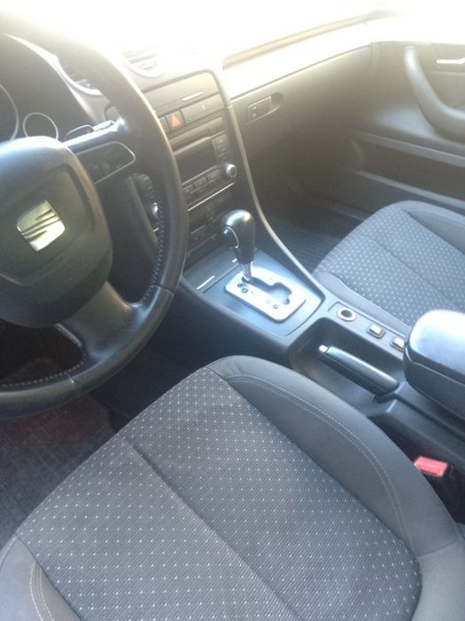 Seat в кузові А4