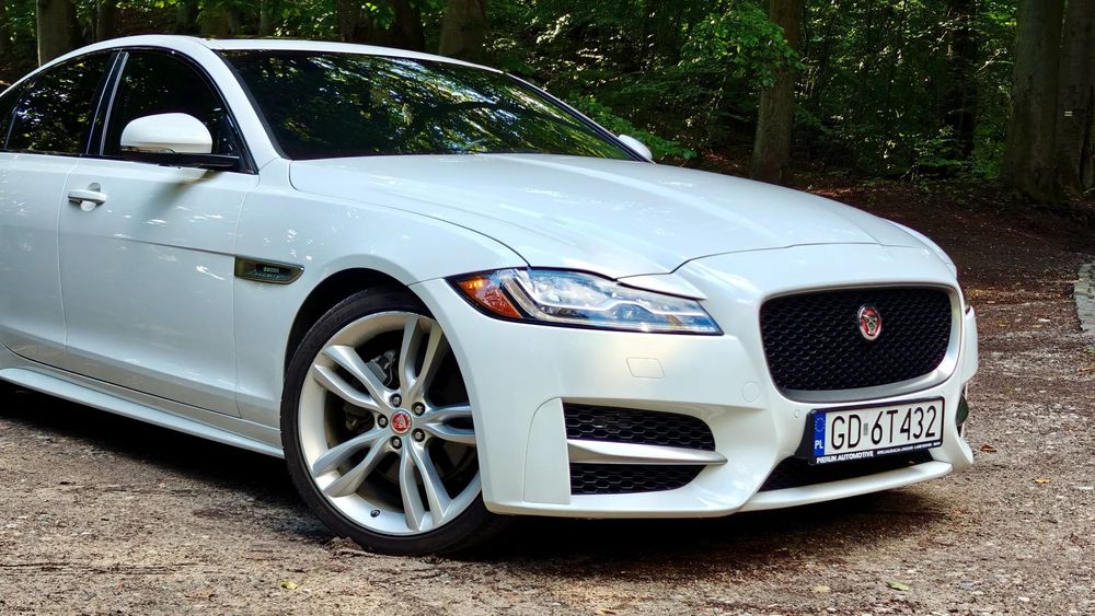 Jaguar XF Jaguar XF R-Sport AWD • 2018 • 54 tys. km