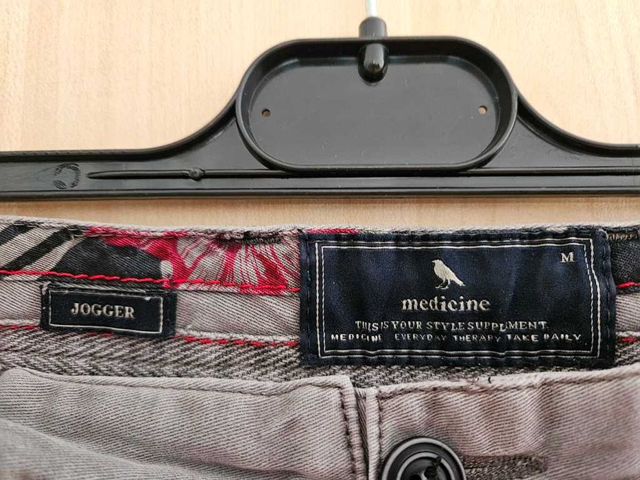 Spodnie męskie, joggery Medicine, roz. M, w bdb stanie - jak nowe !!!