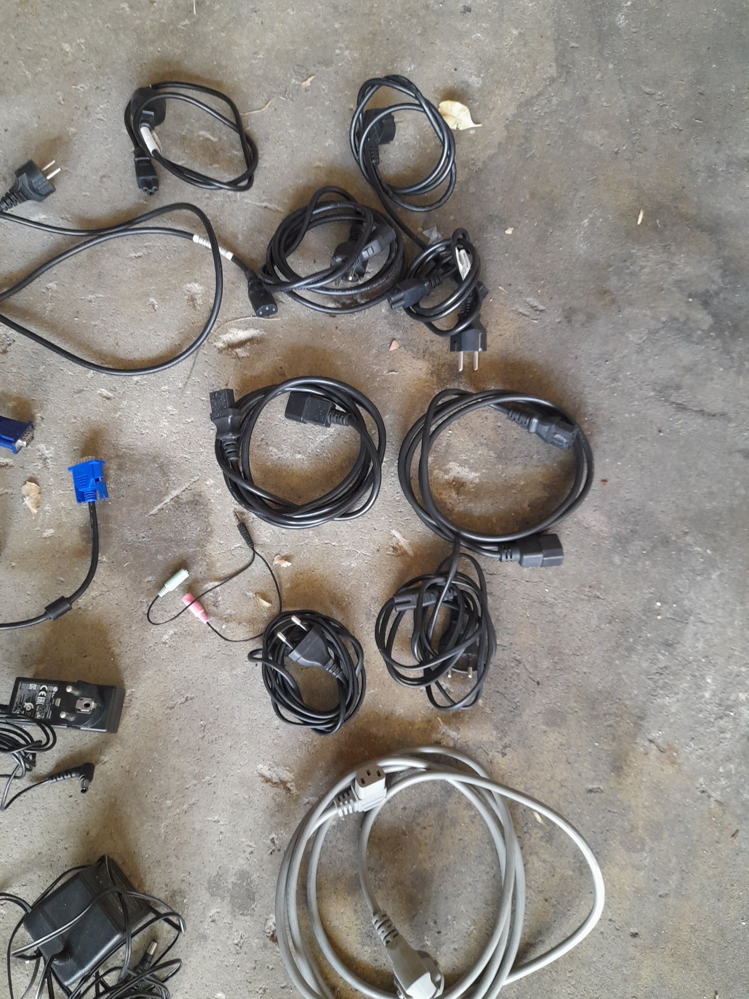 Carregadores headsets e outros