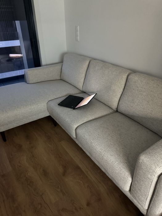 Sofá chaise longue esquerda