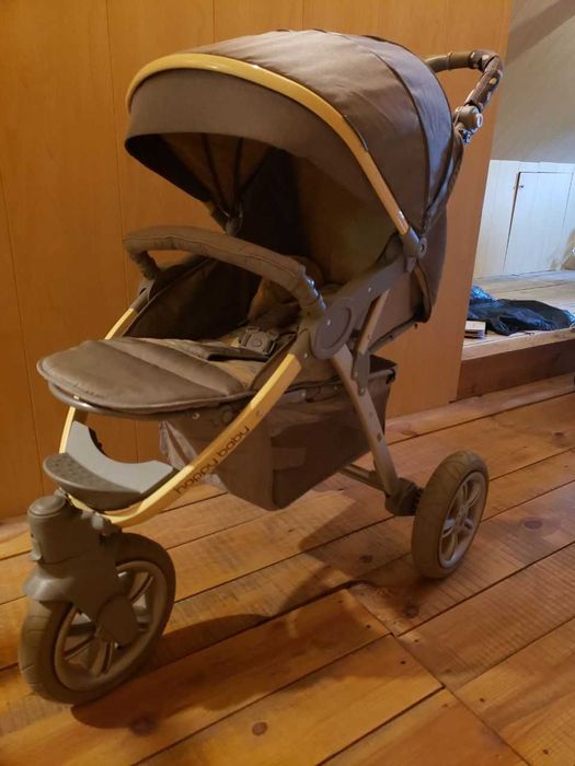 Прогулянкова коляска Happy Baby Sport триколісна