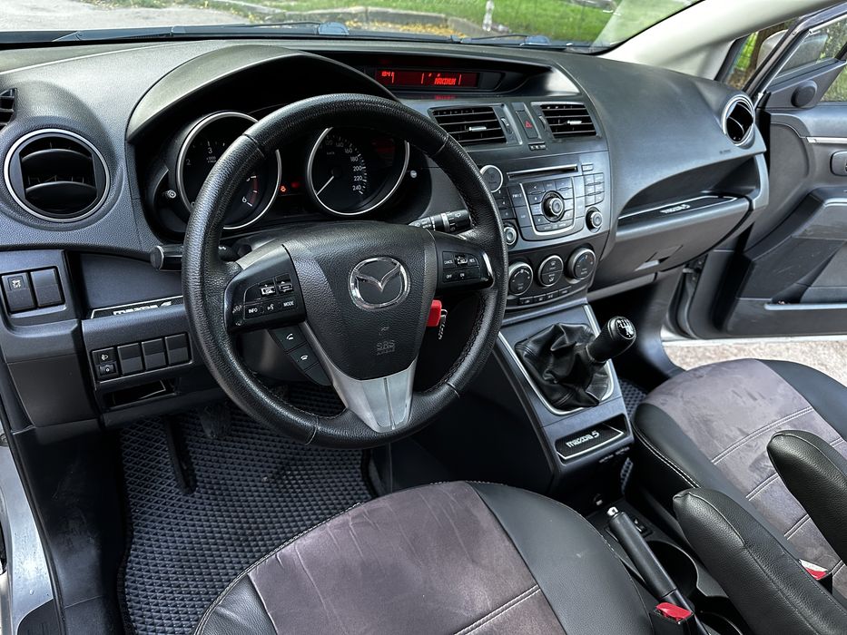 Продам Mazda 5 (мінівен )
