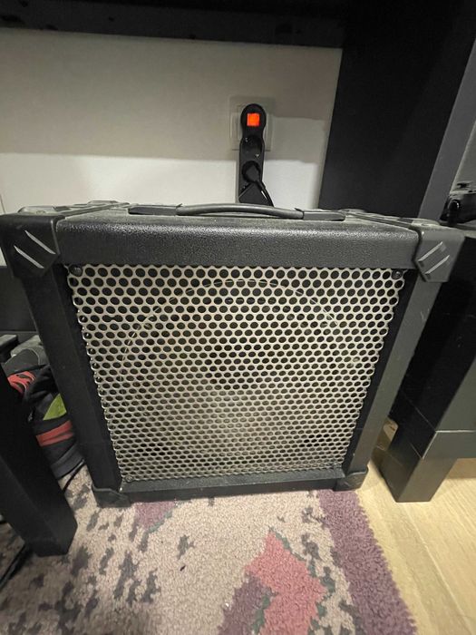 Amplificador Guitarra Roland Cube 30