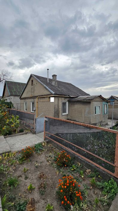 Продам Дом 4 комнаты участок 6 соток