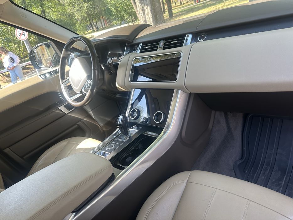 Land Rover Sport 2018
