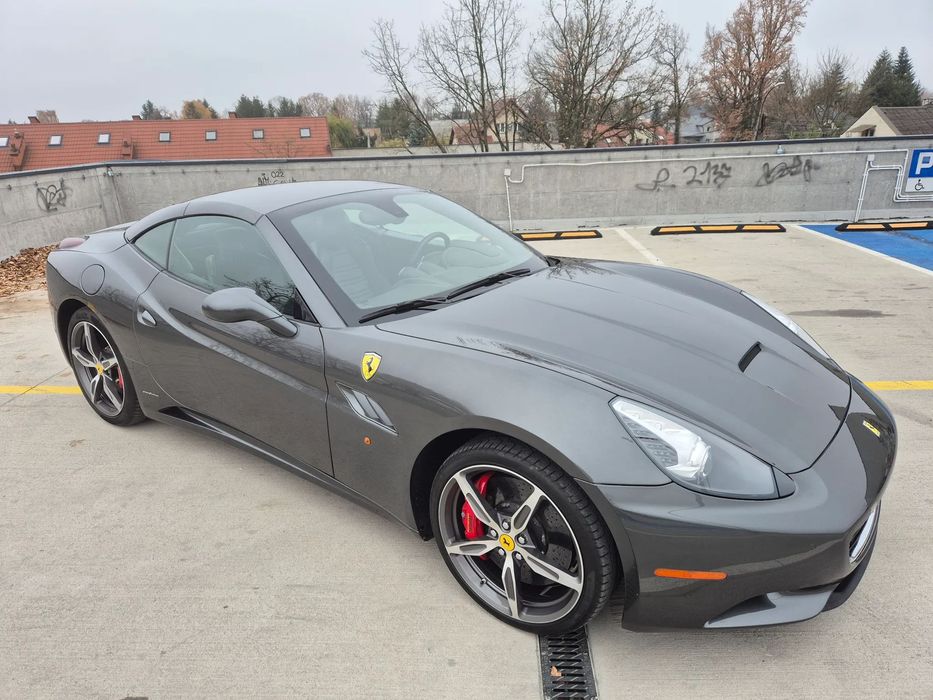 Ferrari California Niski przebieg, stan bardzo dobry, serwisowany