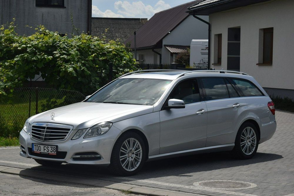 Mercedes-Benz Klasa E 3.0 V6D 265KM/ Navi/ Kamera/ Serwis/ 2 Kpl Kół/ Sprowadzony/ Opłacony