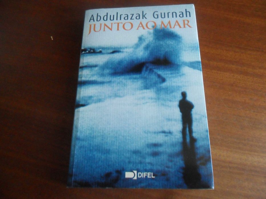"JUNTO AO MAR" de Abdulrazak Gurnah - 1ª Edição  2003 - NOBEL DE 2021