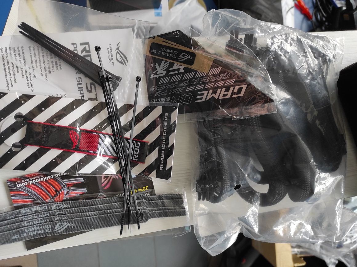 Компютерний блок живлення Rog Strix 850w gold