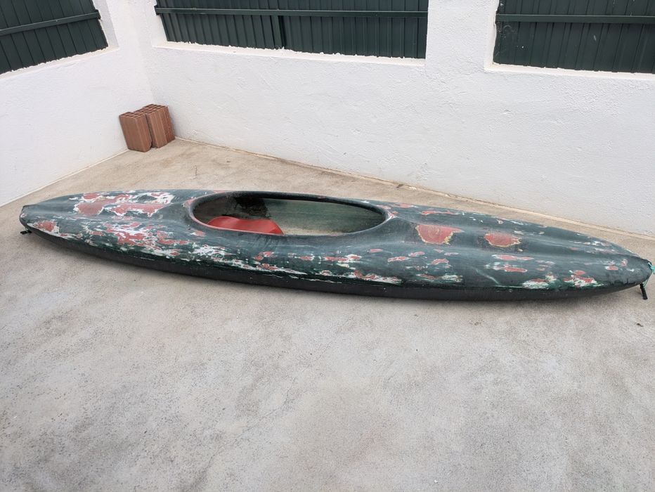 Canoa / barco de pesca lúdica