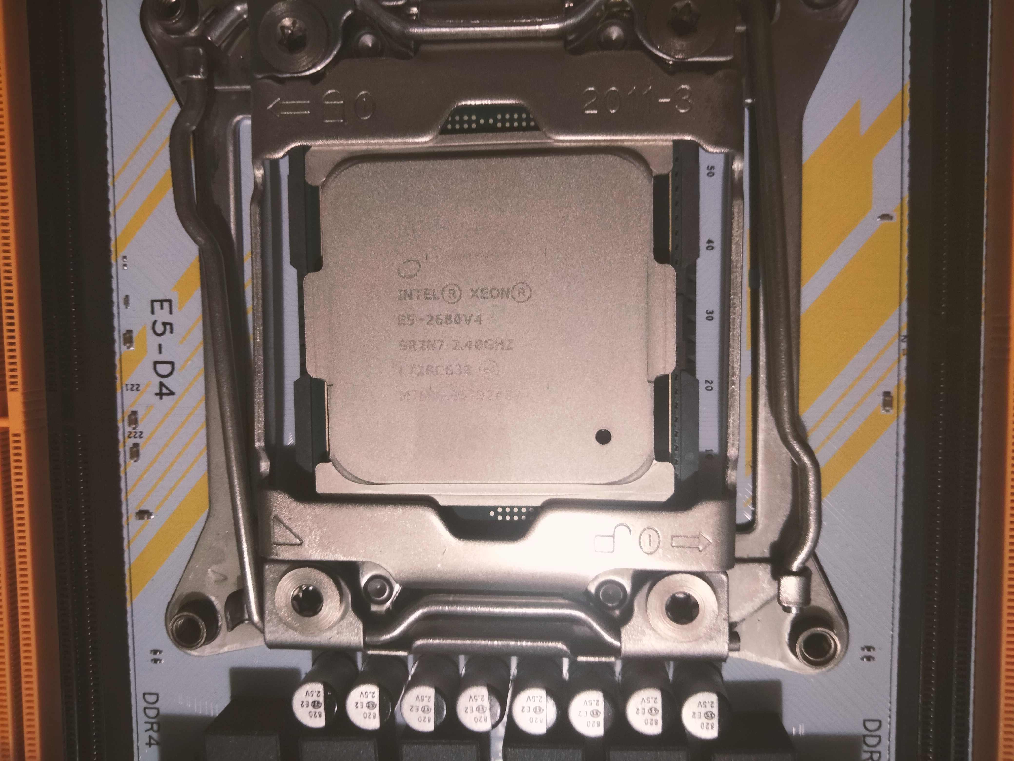 QIYIDA X99 E5-D4 + Intel Xeon E5 2680v4 + 32GB 3200 MHz DDR4