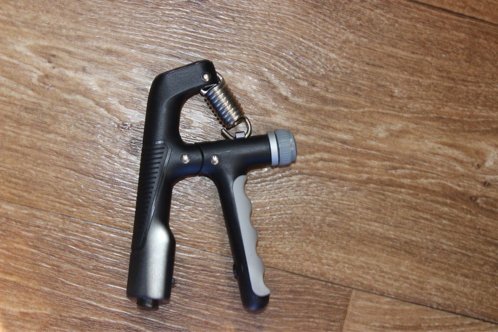 Еспандер з електронним лічильником