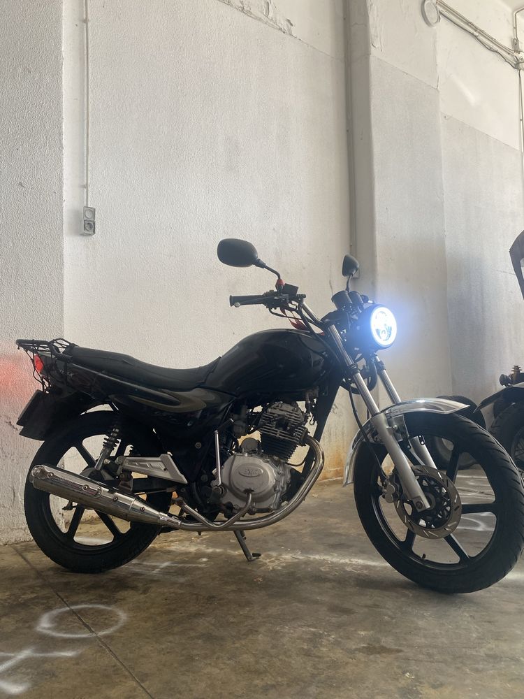 Motocicleta sym 125 cc