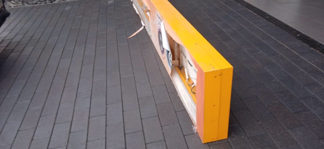 Kaseton reklamowy aluminiowy z LED