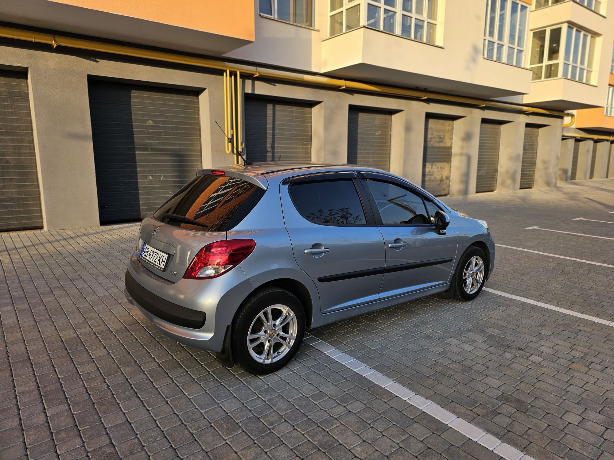 Peugeot 207 - відмінний стан