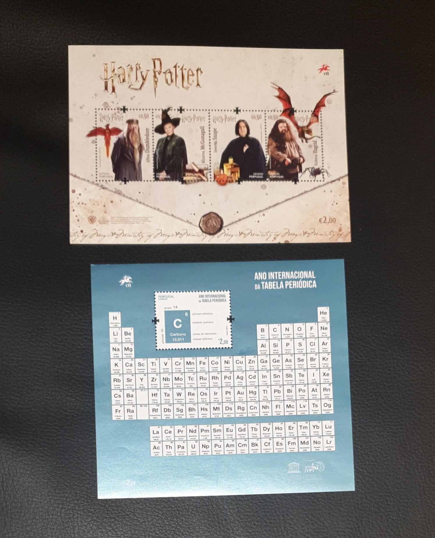 Folhas de selos Harry Potter e Tabela Periódica