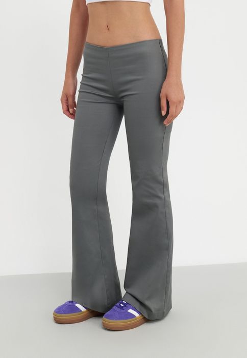 Spodnie materiałowe dzwony szare Even&Odd M