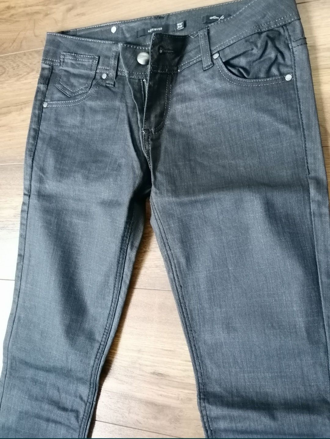 Nowe bez metki jeansy Reserved rozmiar W27L32